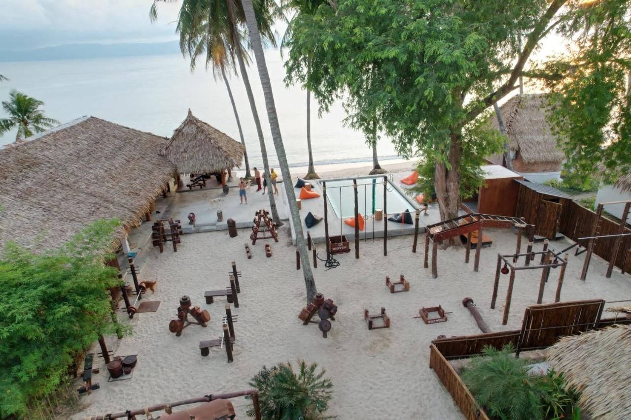 Wild Wood X Hansa Beach Fitness Resort Thongsala Exteriör bild